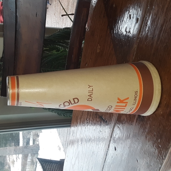 Meadow gold buttermilk 1 qt wax cone cylinder vintage New Old Stock - Picture 4 of 10